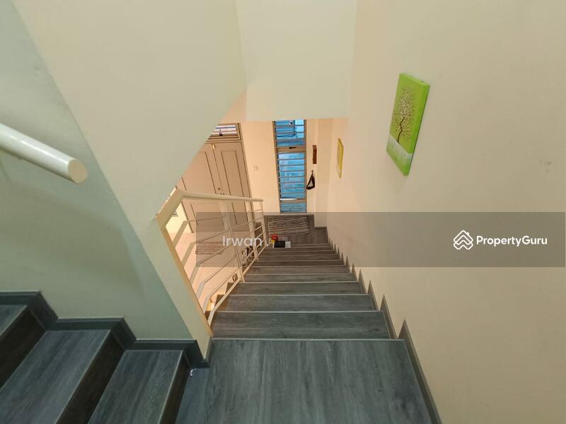 For Sale - [NON BUMI LOT] 2 Storey Semi-D, Royal Ivory 2, 4 Beds, 4 Baths, SP 10