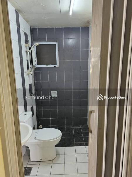 Untuk Dijual - Koi Boulevard