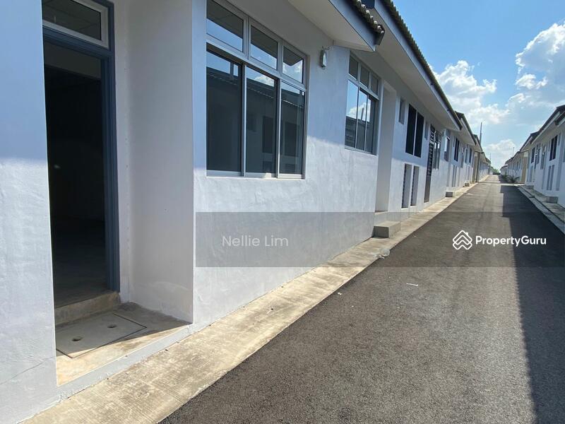 For Rent - PASIR GUDANG / Taman Bestari Perdana Single Storey Shop / Meridin East