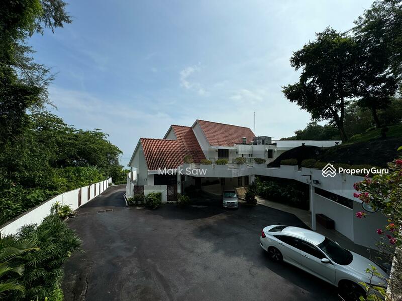 For Sale - Villa in Batu Ferringhi