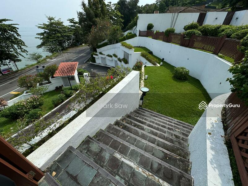 For Sale - Villa in Batu Ferringhi