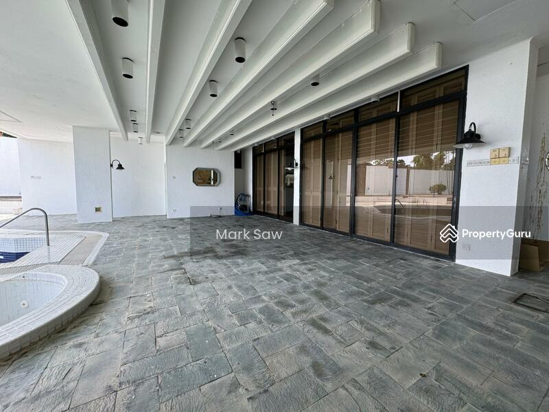 For Sale - Villa in Batu Ferringhi