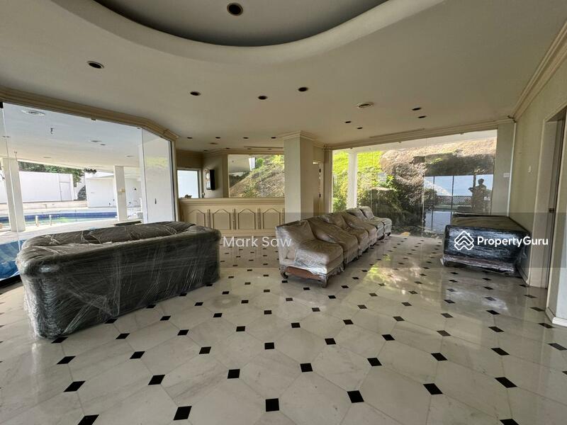 For Sale - Villa in Batu Ferringhi