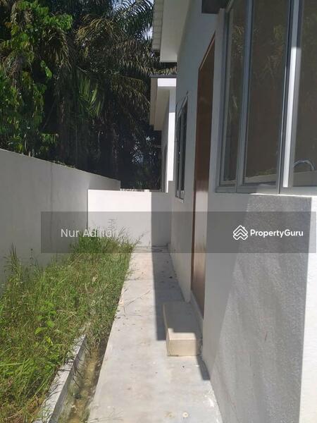 For Sale - Rumah Berkembar Setingkat di Serdang