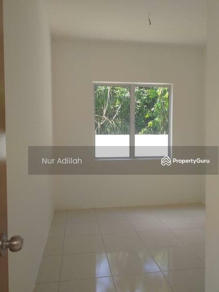 For Sale - Rumah Berkembar Setingkat di Serdang