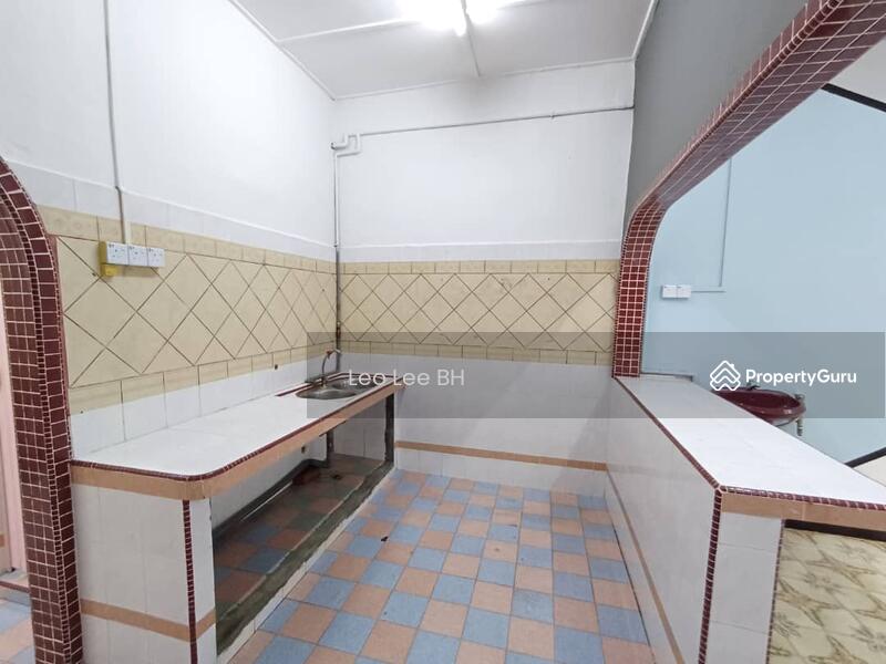 Untuk Dijual - 26, Jalan Ledang, Taman Lambak, 86000 Kluang , Johor