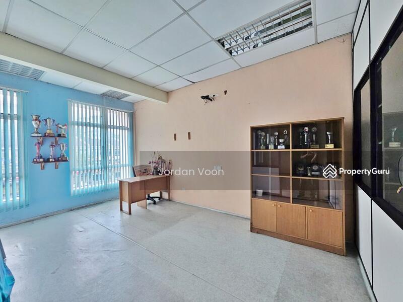 Untuk Dijual - Pusat Perniagaan Jalan Raja Uda
