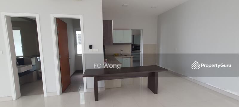 Untuk Disewa - 3 Storey Bungalow 4500 Sq Ft 6R 5B In Sunway Rymba Hill, Kota Damansara for Rent
