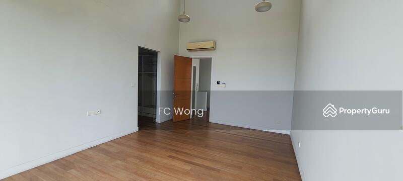 Untuk Disewa - 3 Storey Bungalow 4500 Sq Ft 6R 5B In Sunway Rymba Hill, Kota Damansara for Rent