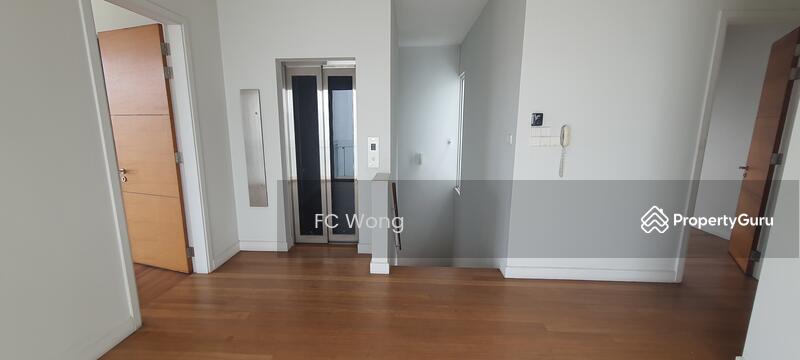 Untuk Disewa - 3 Storey Bungalow 4500 Sq Ft 6R 5B In Sunway Rymba Hill, Kota Damansara for Rent