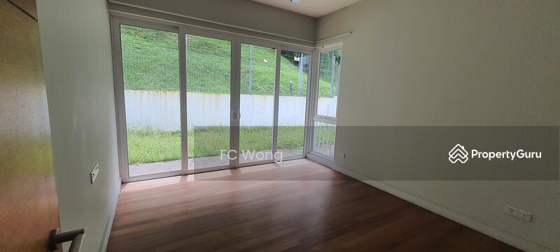 Untuk Disewa - 3 Storey Bungalow 4500 Sq Ft 6R 5B In Sunway Rymba Hill, Kota Damansara for Rent