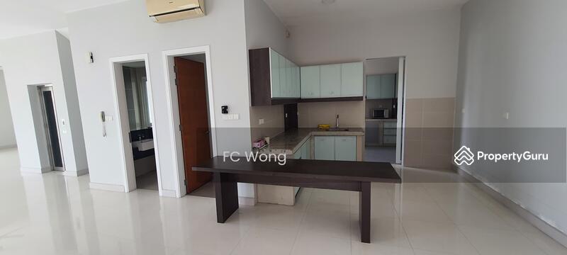 Untuk Disewa - 3 Storey Bungalow 4500 Sq Ft 6R 5B In Sunway Rymba Hill, Kota Damansara for Rent