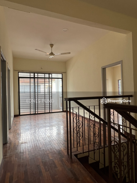 Untuk Dijual - Semi-D house at Taman Puchong Impian 2