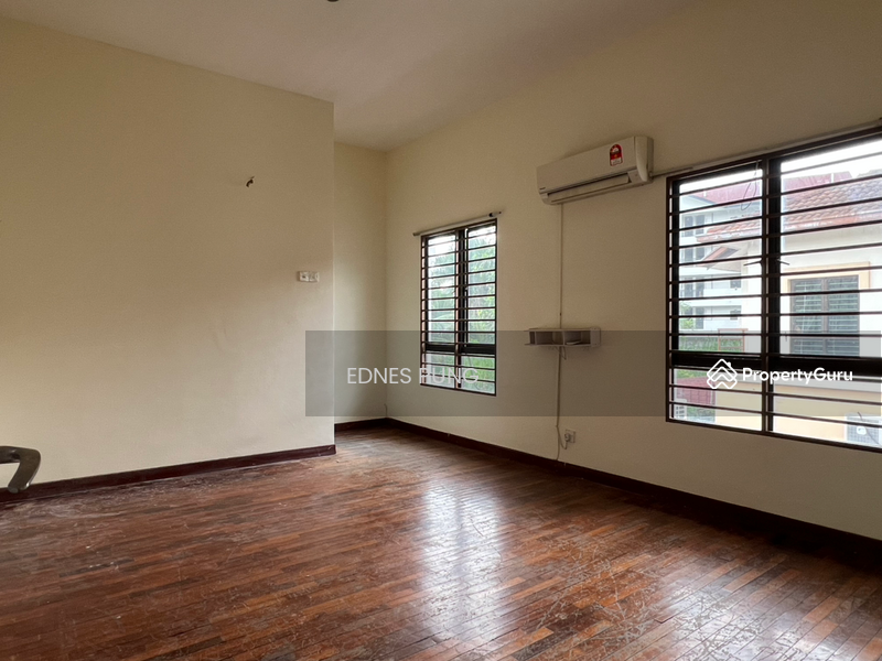 Untuk Dijual - Semi-D house at Taman Puchong Impian 2