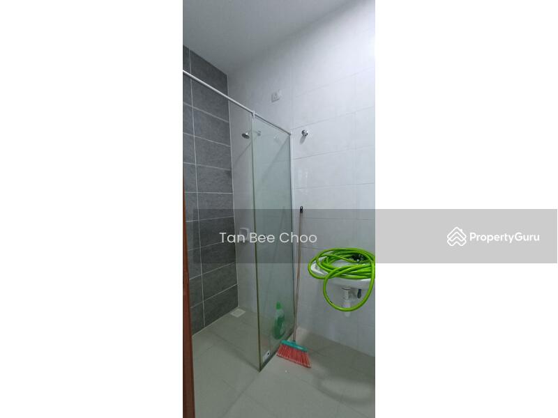 For Sale - Bandar Springhill