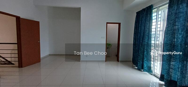 For Sale - Bandar Springhill