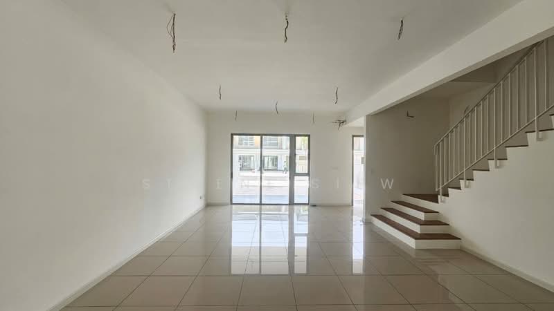 2-storey Terraced House for Sale in Bandar Gamuda Cove (Dengkil) - Serene Siew - Living Room - PropertyGuru.com.my