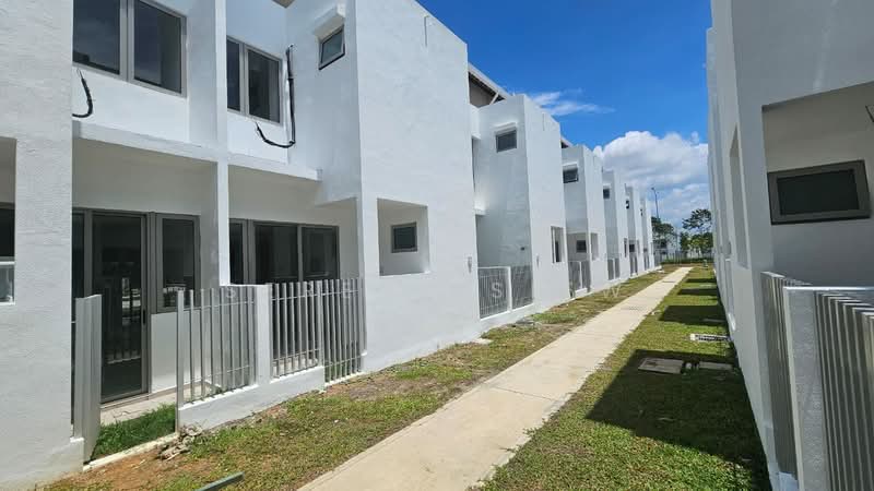 2-storey Terraced House for Sale in Bandar Gamuda Cove (Dengkil) - Serene Siew - Exterior - PropertyGuru.com.my