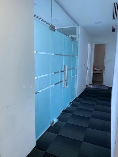 Kediaman Servis untuk Dijual di Serviced Residence @ Binjai 8 - Bryan Wong - Corridor - PropertyGuru.com.my