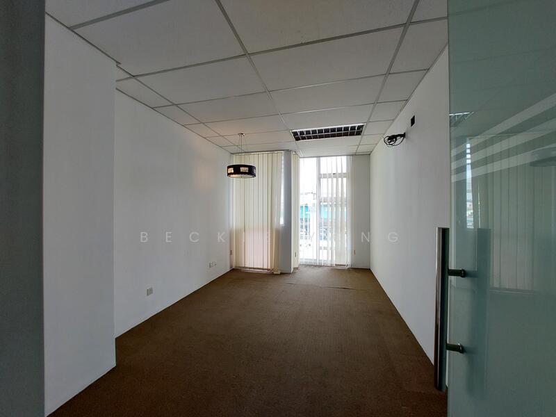 For Rent - 10 Boulevard