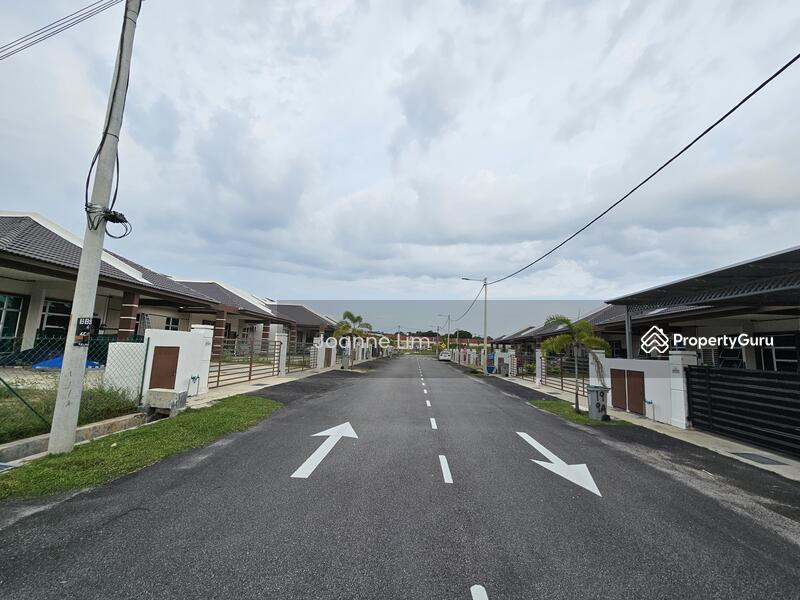 Rumah Berkembar untuk Dijual di Bandar Baru Sungai Udang (Sungai Udang) - Joanne Lim - PropertyGuru.com.my
