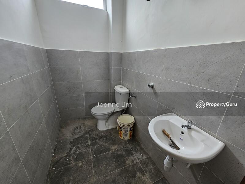 Rumah Berkembar untuk Dijual di Bandar Baru Sungai Udang (Sungai Udang) - Joanne Lim - PropertyGuru.com.my
