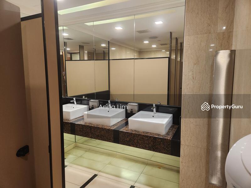 Common toilets - Female