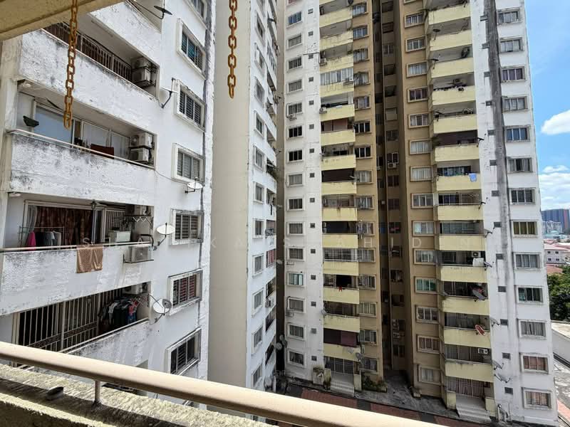 Kondominium untuk Dijual di Magna Ville - Shafika Shahidin - Exterior - PropertyGuru.com.my