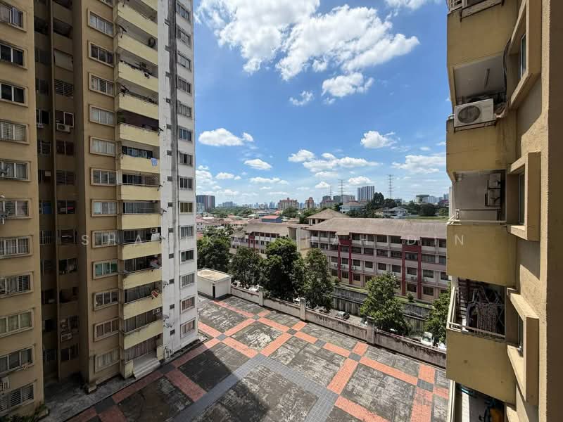 Kondominium untuk Dijual di Magna Ville - Shafika Shahidin - Exterior - PropertyGuru.com.my