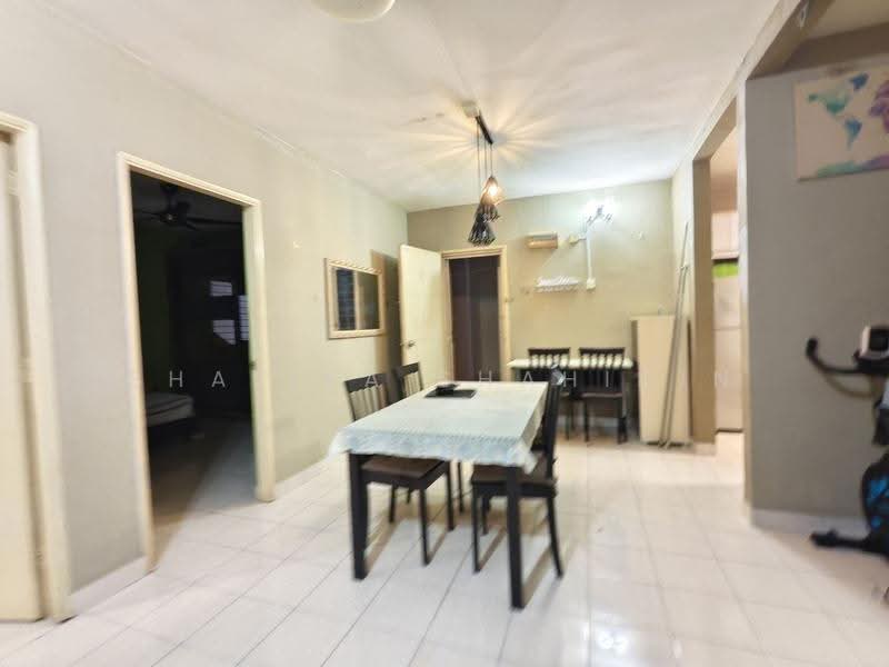 Condominium for Sale at Magna Ville - Shafika Shahidin - Dining Room - PropertyGuru.com.my