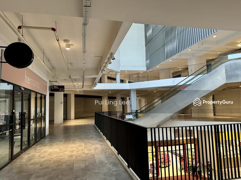 For Rent - Emporis Retail Office
