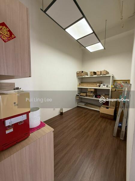 For Rent - Emporis Retail Office