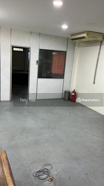 For Rent - 1.5 Storey Corner Factory Balakong Seri Kembangan