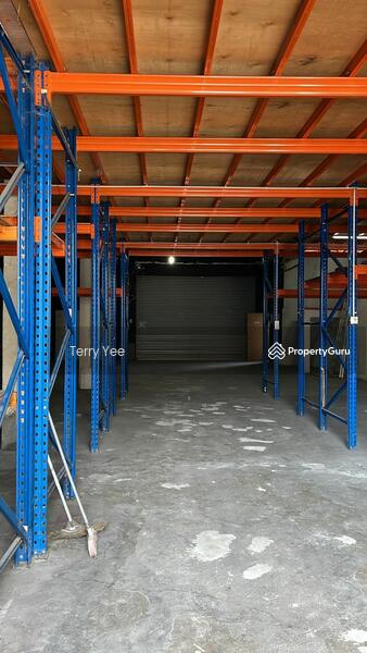 For Rent - 1.5 Storey Corner Factory Balakong Seri Kembangan