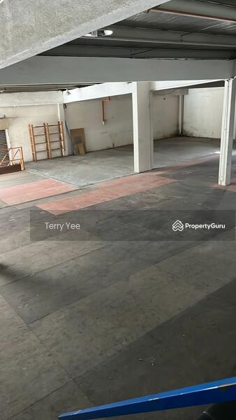 For Rent - 1.5 Storey Corner Factory Balakong Seri Kembangan