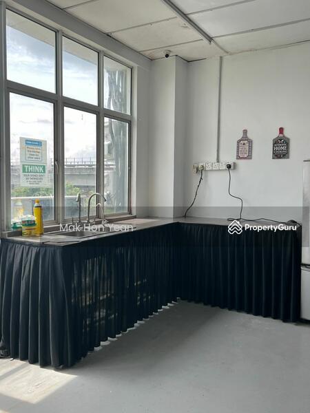 Untuk Disewa - Shop at Bandar Puteri Puchong