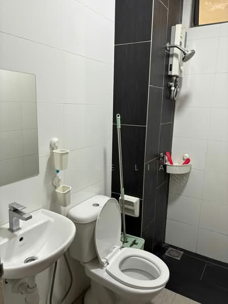 Kondominium untuk Disewa di Seasons Garden Residences - Elaine Lian - Bathroom - PropertyGuru.com.my