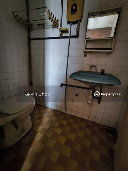 Untuk Dijual - Kolam Air Bungalow Near CIQ
