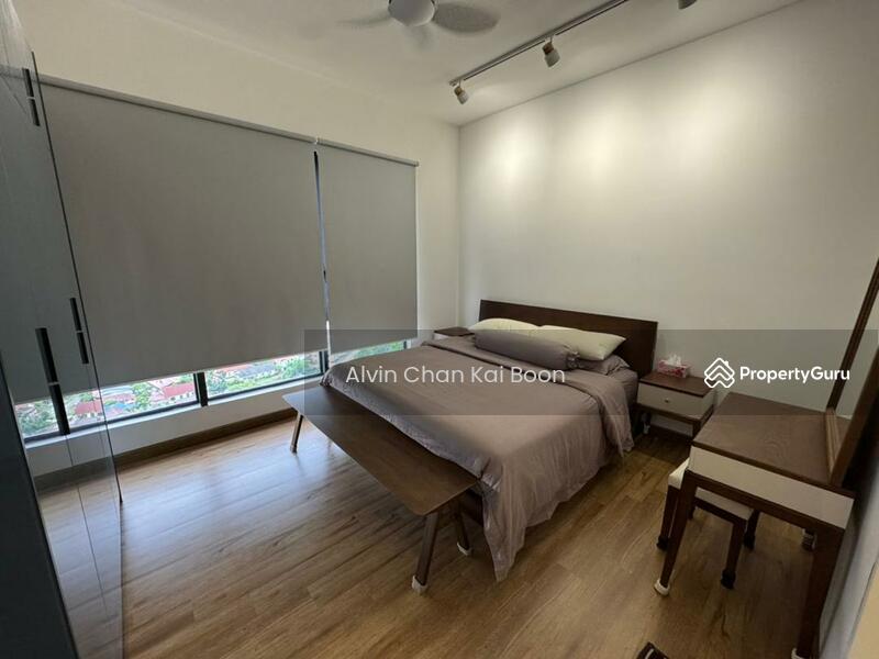 Untuk Disewa - The Apple