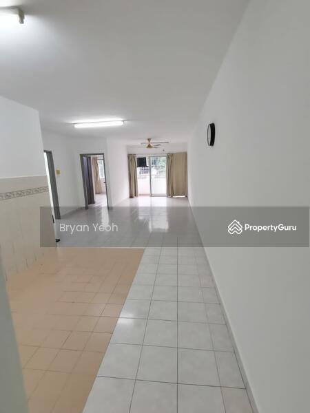 For Sale - Flora Damansara Flat