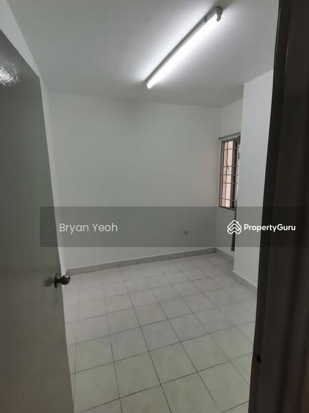 For Sale - Flora Damansara Flat