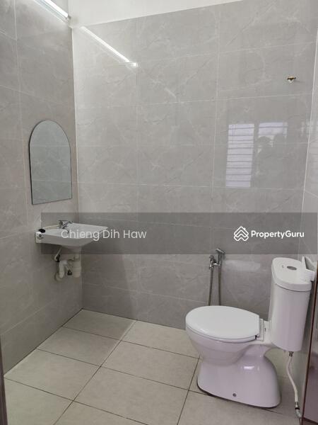 Untuk Disewa - Taman Paramount