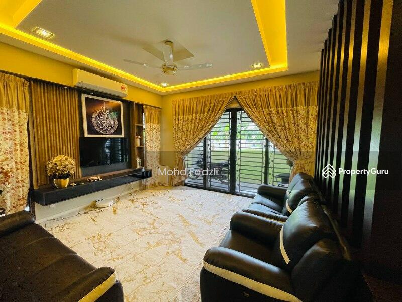 For Sale - Mulberry Grove