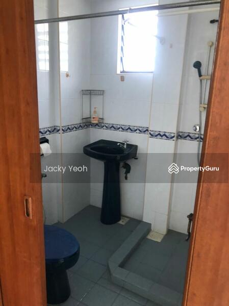 For Sale - Sea Range Tower