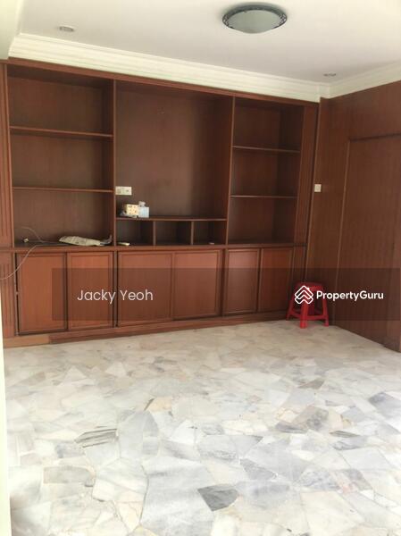 For Sale - Sea Range Tower