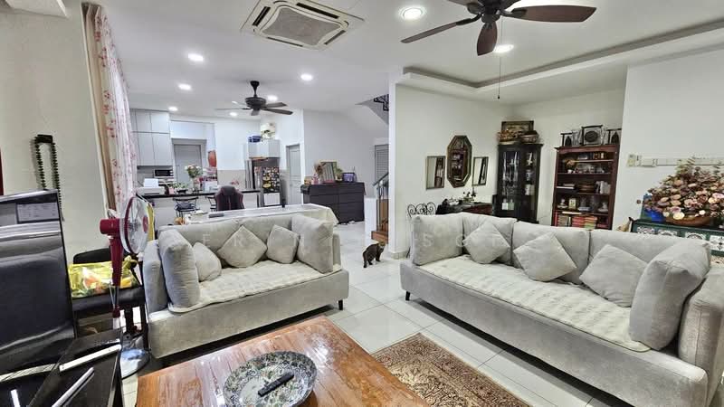 2-storey Terraced House for Sale in Alam Impian (Shah Alam) - Erin Yusof - Living Room - PropertyGuru.com.my