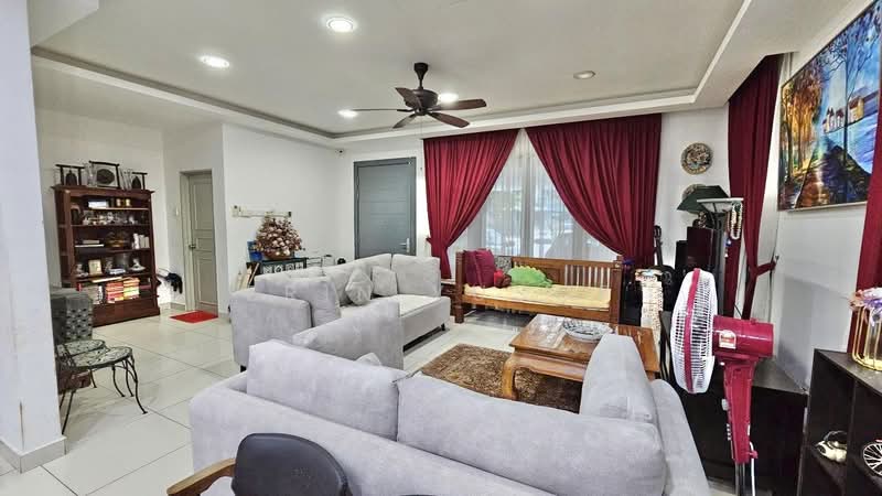 2-storey Terraced House for Sale in Alam Impian (Shah Alam) - Erin Yusof - Living Room - PropertyGuru.com.my