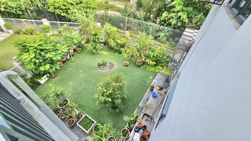2-storey Terraced House for Sale in Alam Impian (Shah Alam) - Erin Yusof - Garden - PropertyGuru.com.my