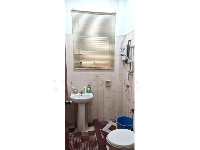 Condominium for Sale at Subang Jaya Lafite - Prabakaran Appukutthy - Bathroom - PropertyGuru.com.my