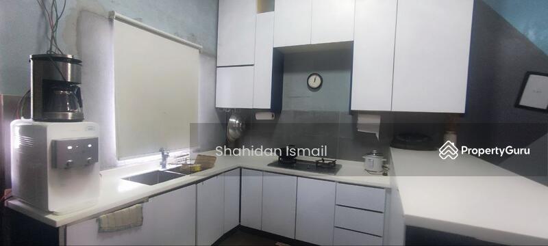 Terraced House for Sale in Kampung Batu 9 Kebun Baru (Telok Panglima Garang) - Shahidan Ismail - PropertyGuru.com.my